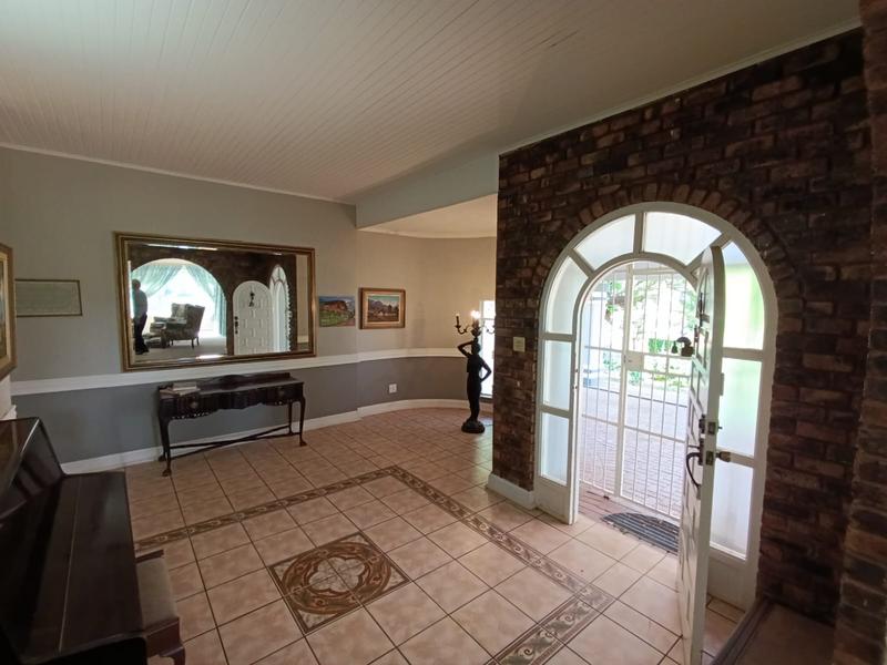 4 Bedroom Property for Sale in Middelburg Eastern Cape